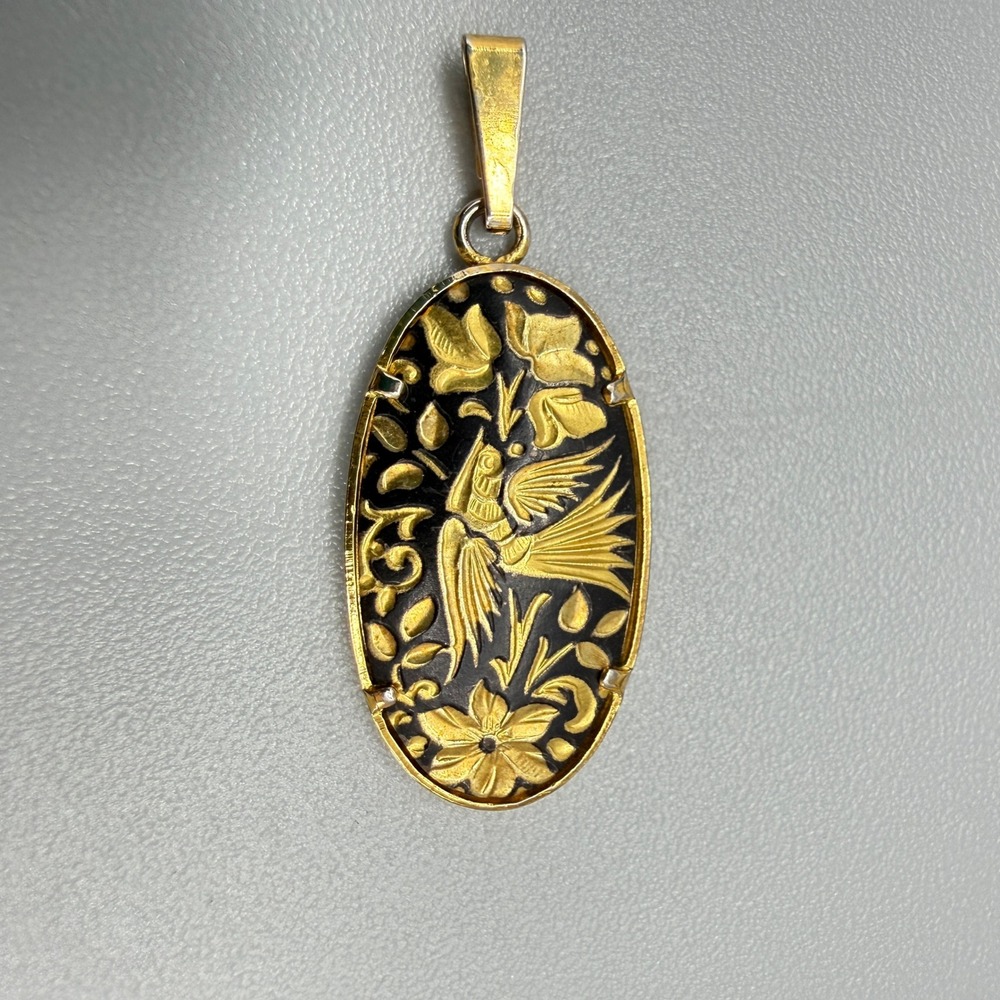 Vintage Gold Tone Damascene Bird Pendant 1.5" Floral Oval Dainty - Picture 3 of 6